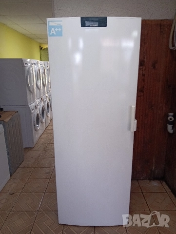 XXL огромен вертикален фризер Сименс Siemens Made in Germany 2 години гаранция!