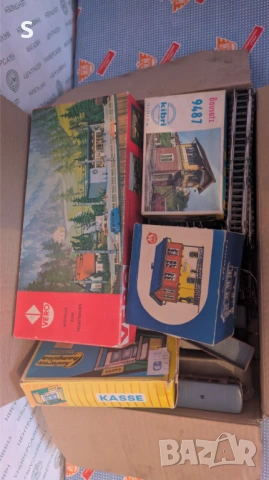 Стари играчки - влакове , релси и макети 