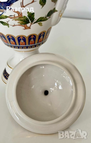 Винтидж порцеланова амфора / ваза с капак, снимка 8 - Вази - 52444420