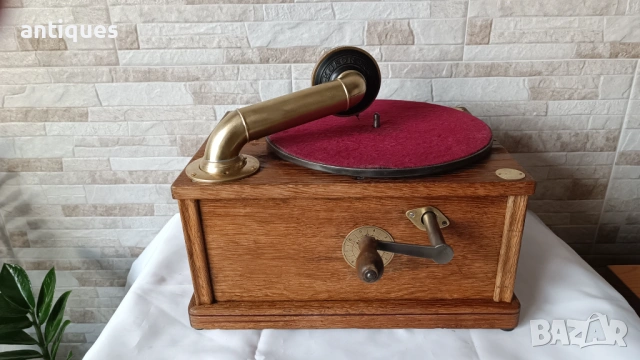 Стар грамофон с манивела - EUFON - 1909г. - Made in Hungary, снимка 7 - Антикварни и старинни предмети - 53992504