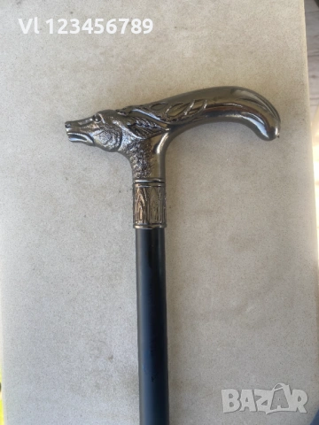 Бастун с вграден кинжал с ръкохватка "СЕВЕРЕН ЕЛЕН " - бял