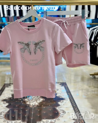 Pinko Дамски Летен Комплект С Лого Със Шити Кристали👚🩳Дамски Къс Екип Пинко - 3 Цвята Код A607, снимка 4 - Спортни екипи - 50465814