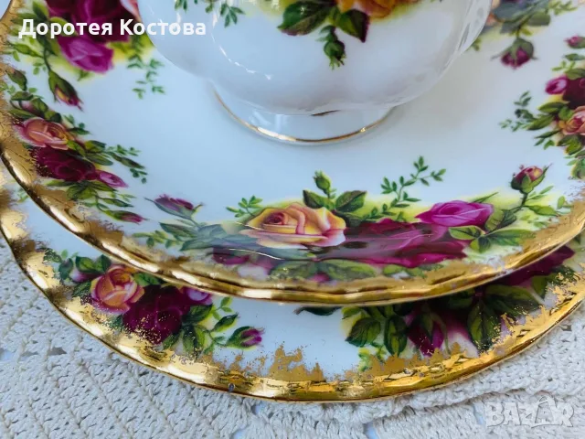 ROYAL ALBERT Красив троен сет за чай или дълго кафе от Англия , снимка 3 - Антикварни и старинни предмети - 56014684