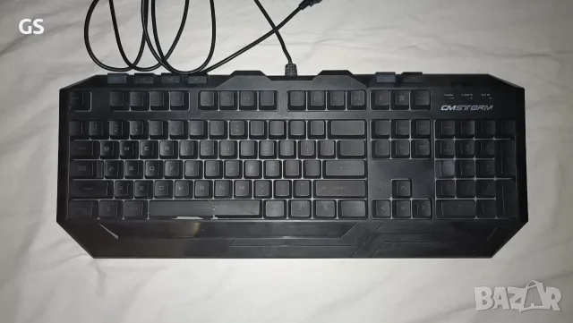 Продавам геймърска клавиатура Cooler Master Devastator