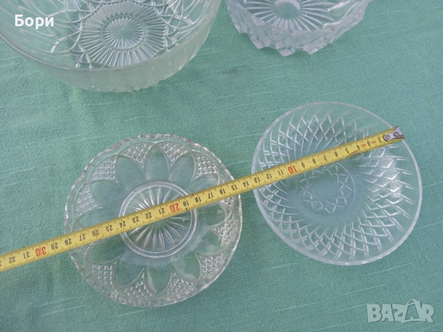 Стари кристални купи, снимка 8 - Чинии - 36409895
