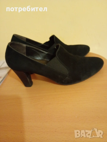 Качествени на известна марка!, снимка 2 - Дамски обувки на ток - 54030409