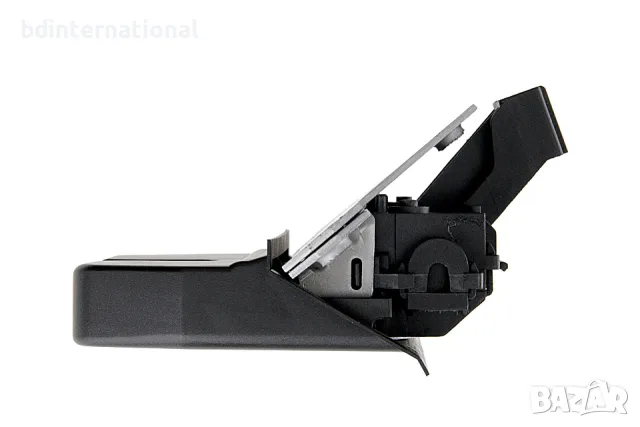 Брава за багажник, Ford Focus 2/3, C-Max, Kuga, Mondeo 4, 4 ПИН, снимка 4 - Части - 55970601