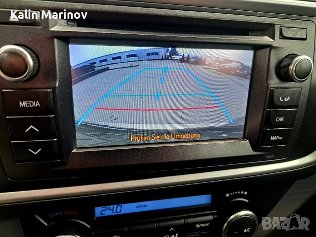 Тойота Аурис 1.3 i 2014г., снимка 11 - Автомобили и джипове - 50789072