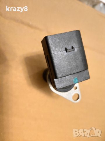 Датчик колянов вал BMW 12141708610, снимка 2 - Части - 29605830