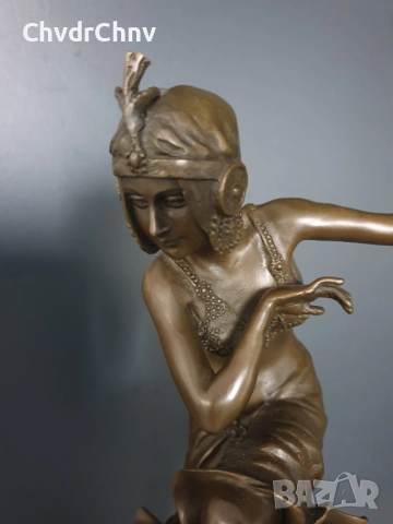39см-4кг Chiparus статуетка/френска бронзова скулптура/Арт Деко фигура кабаретна танцьорка-балерина, снимка 8 - Статуетки - 52469095