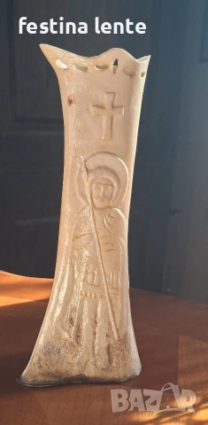 Ваза от животинска кост