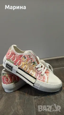 Дамски кецове