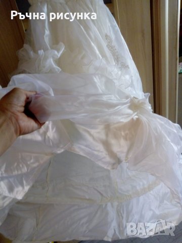 Булчинска рокля размер С ,с обръч, снимка 5 - Сватбени рокли - 37612240