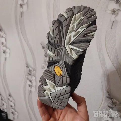 туристически обувки Merrell Moab FST Mid GTX GORE-TEX   номер 37 водоустойчиви, снимка 10 - Други - 39286437