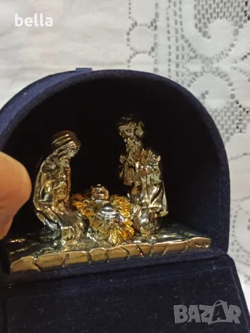 Сцената- Рождество Христово -Дева Мария Йосиф и детето Исус  -ламинирано сребро, снимка 4 - Антикварни и старинни предмети - 47945107