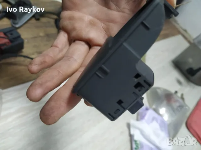 Бутон ел. стъкло за Opel Corsa D , 13189333 , снимка 4 - Части - 47827855