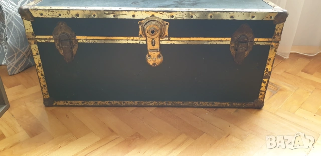 Стар куфар,ракла,скрин, снимка 3 - Антикварни и старинни предмети - 54256523