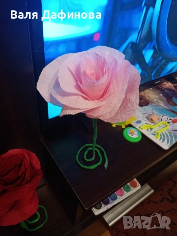 Ръчно изработени цветя от креп хартия, снимка 7 - Изкуствени цветя - 54147197