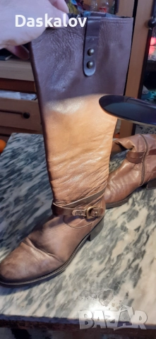 Продавам дамски италиански ботуши естествена кожа!, снимка 3 - Дамски ботуши - 51710172