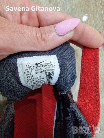 Детски маратонки Nike, снимка 4 - Детски маратонки - 50847333