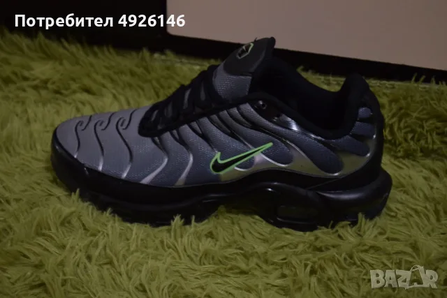 ЧИСТО НОВИ! Nike Air Max Plus TN Vapour Green, снимка 2 - Маратонки - 55753917