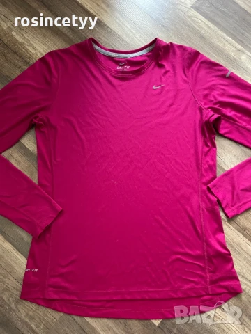 Оригинална блуза Nike, снимка 2 - Блузи с дълъг ръкав и пуловери - 50785580