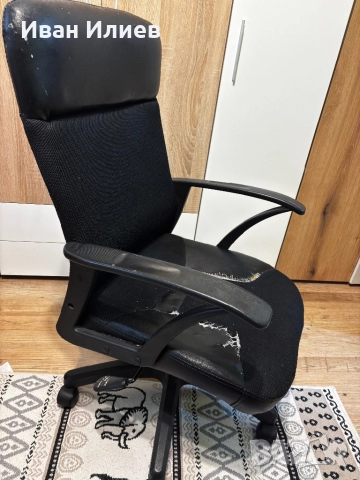 Голям офис стол , снимка 2 - Столове - 52913653