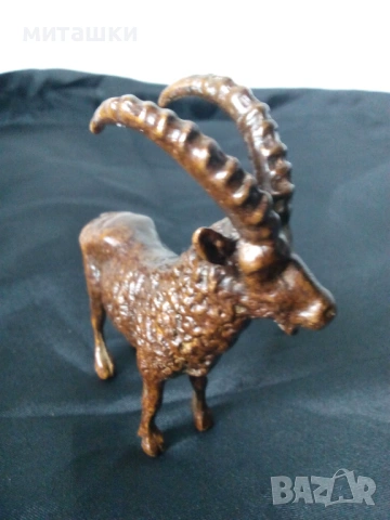 Бронзова статуетка козел