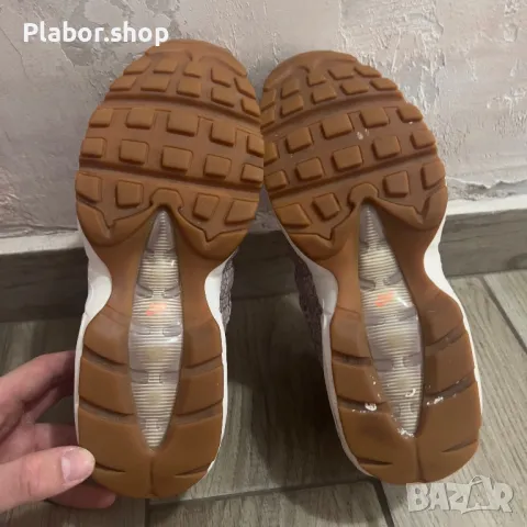 Дамски обувки Nike Air Max 95, номер 38, снимка 6 - Дамски ежедневни обувки - 49862067