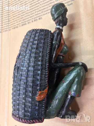 Продавам нова, красива декоративна ваза (25 см) - идеална за подарък или за разкрасяване на дома!, снимка 4 - Вази - 51345457