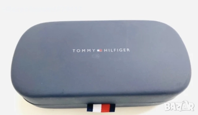 Оригинални Слънчеви Очила Tommy Hilfiger TH1711/S + Калъф, снимка 5 - Слънчеви и диоптрични очила - 52204262