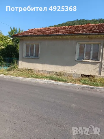 Продава се къща в село Велчево, община Априлци, област Ловеч, на цена 65 000 евро.
