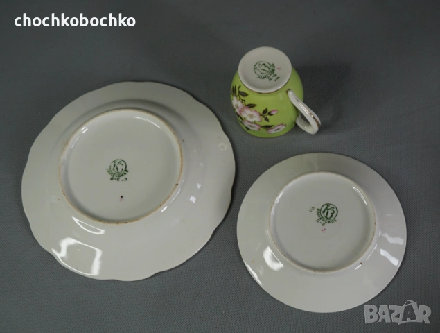 Стар Руски порцелан троен сет чашка за кафе с чинийки, снимка 4 - Други ценни предмети - 54192402