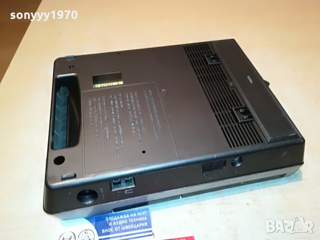 grundig cr560 germany 0208212104, снимка 16 - Радиокасетофони, транзистори - 33703870