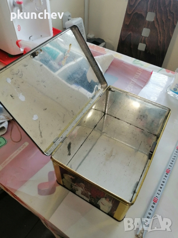 Метална кутия с папа Йоан XXIII, снимка 7 - Антикварни и старинни предмети - 44595277