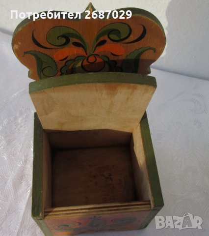 Дървена стара кутия за стена с капак, снимка 9 - Антикварни и старинни предмети - 29729469