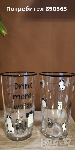 Големи чаши с котки