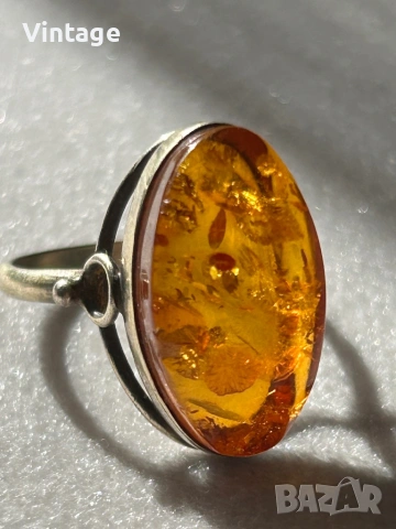 Антикварен съветски сребърен пръстен с кехлибар 