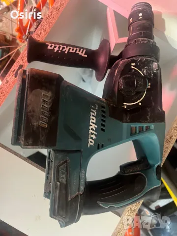 Безчетков Перфоратор на батерии Makita, снимка 3 - Бормашини - 49357480