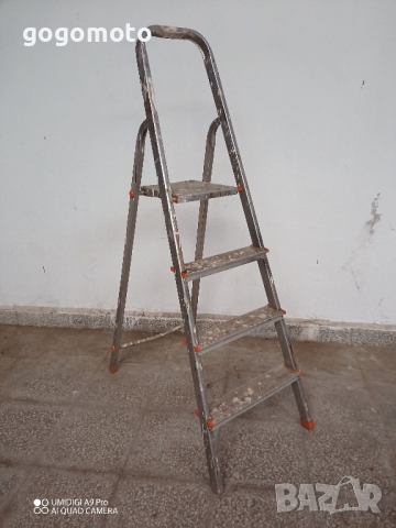 Стара немска стълба алуминиева, лека, сгъваема, бояджийска., снимка 1 - Други стоки за дома - 44716708