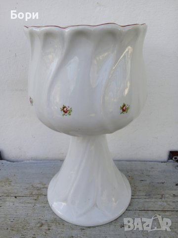 Стара порцеланова ваза, снимка 9 - Вази - 39976250