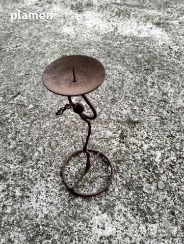 Железен свещник, снимка 1