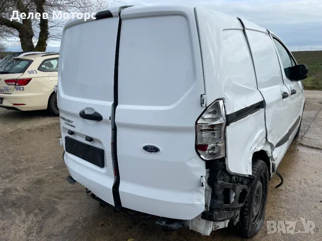 Ford Transit Courier 1.0 EcoBoost, 100 кс., 6 ск., двигател SFCE , 32 000 km., 2022 г., euro 6D, Фор, снимка 6 - Автомобили и джипове - 48267236