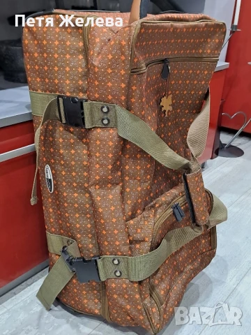 Куфар NEW YORK с телескопична дръжка и колела 