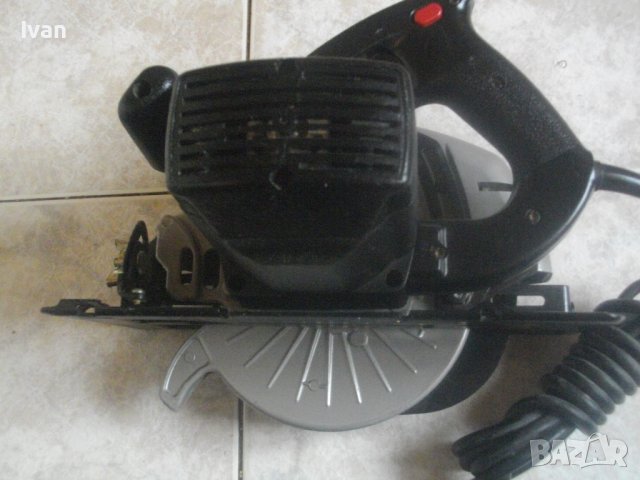 Made in USA-Skil 1854V3-Ръчен Циркуляр-1100 Вата-ф165мм-60мм Реже-Като Нов/Скил-ОТЛИЧЕН, снимка 14 - Други инструменти - 36641505