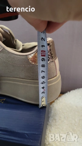 Нови кецки с пеперуда, снимка 8 - Кецове - 53960697