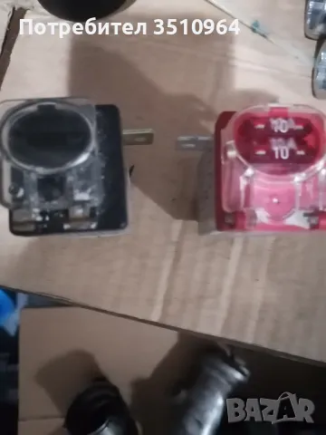 реле пренапрежение мерцедес W124, снимка 2 - Части - 47524043