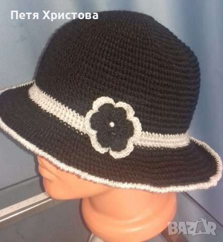 Ръчно изплетени шапки, снимка 7 - Шалове - 38393060