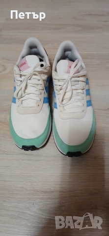 Маратонки Adidas, снимка 2 - Спортни обувки - 52966480