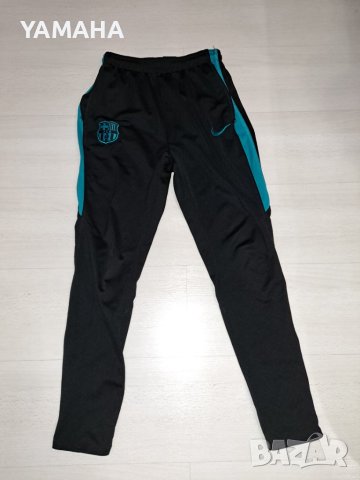Nike  Barselona. Юношеско Долнище  XL, снимка 1 - Детски анцузи и суичери - 40646212